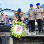 Kenang Jasa Pahlawan, Kapolda Malut Pimpin Upacara Tabur Bunga