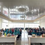 Dinkes Bersama PKK Bulukumba ikuti Membaca Buku Kesehatan Ibu Anak. Membangun Generasi Emas