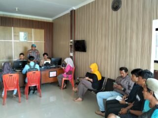 Kasi Propam Cek dan Awasi Pelayanan SPKT. Pastikan Benar Masyarakat Dilayani dengan Baik