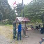 Babinsa Koramil 01/Sukajaya Ajak Warga Pasang Bendera Merah Putih Sambut HUT ke-80 RI