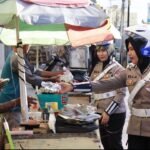 Polantas Menyapa: Polwan Polda Malut Tebar Berkah di Kota Ternate