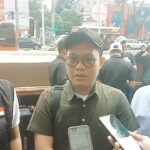 Aktivis Demo di Halaman Kantor Walikota Palembang, Soroti Dugaan Gratifikasi Proyek IPAL.