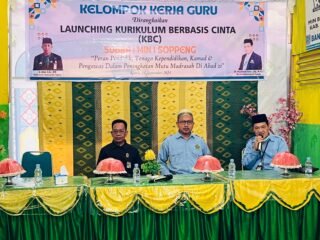 MIN 1 Soppeng Berinovasi.solid membangun tim dalam mengembangkan Kurikulum Berbasis Cinta ( KBC)
