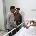 Kapolres Simalungun Besuk Korban Konflik PT TPL-Masyarakat, Serukan Perdamaian dan Ketenangan
