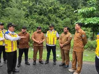 Rencana Membangun: Pemerintah Pusat Tinjau Jalan di Gunung Paro, Kulu dan Geurete Aceh