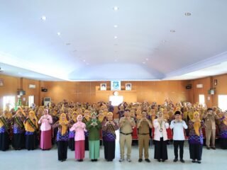 Dilantik 3 Bunda PAUD Kecamatan Oleh Andi Herfida Muchtar