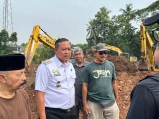 Pemkot Bekasi Bangun Polder Air di Bintara, Wali Kota Bekasi: “Kita Membangun, Warga Masyarakat Harus Menjaga Dan Merawat”