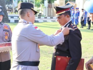 Upacara Penganugerahan Satyalancana Pengabdian di Mako Polres Sabang