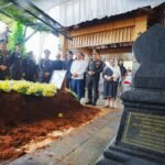 Hadiri Pemakaman, Kapolri: Pesan Eyang Meri Jadi Inspirasi dan Semangat Keluarga Besar Polri