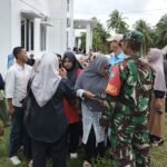 Babinsa Koramil 02/Sukakarya Pantau Operasi Pasar Murah Jelang Ramadhan 1447 H di Sukamakmue