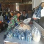 Hadir di Tengah Warga, Babinsa Beri Semangat dan Dukungan Usaha di Bulan Suci Ramadhan