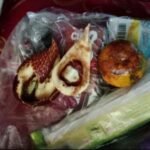 Viral Menu MBG di Lampung barat kebun tebu Diduga Tak Layak, Ada Buah Busuk dalam Paket Makanan Siswa.