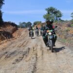 Lakukan Pengawasan dan Evaluasi Pelaksanaan TMMD ke-127 Kodim 0116/Nagan Raya, Tim Wasev Kunjungi Desa Ujung Blang