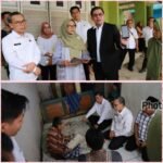 Kakanwil BPN Banten Saksikan Penyerahan Sertipikat PTSL Secara Door to Door di Kabupaten Serang