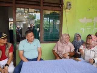 Tri Adhianto Datangi Dan Apresiasi Guru TK Yang Gagalkan Aksi Pencurian