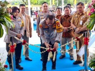 Perkuat Pelayanan Publik, Kapolda Metro Jaya Resmikan Kantor Satpamobvit Dan Polsek Babelan