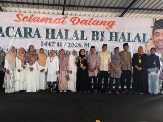 Prof.Dr.A.Suriyaman, M.H. Pimpin Halal Bihalal IKA Alumni Merajut Kenangan Alumni SMPN 1 Marioriawa. Updated: 22 Mar, 2026