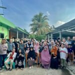 kami keluarga besar h. berkat ibrahim mengucapkan minal aidin walfaijin, mohon maaf lahir dan batin 1 syawal 1447 h.