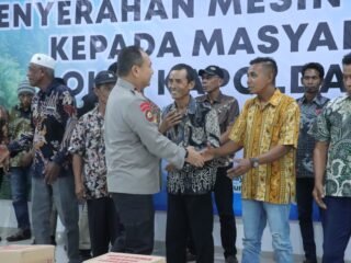 Kapolda Riau Bantu Nelayan Meranti Dorong Ekonomi Masyarakat Dipersisir