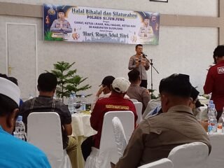 Kapolres Sijunjung adakan halal bihalal dan silaturahmi, di aula Tantya sudhirajati polres Sijunjung.