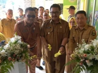 PROGRAM PELAYANAN KESEHATAN GRATIS DI PUSKESMAS, BUPATI" AGAR MASYARAKAT MENDAPAT LAYANAN BERKUALITAS