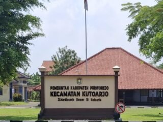 Diduga Langgar Aturan, Camat Aktif Duduki Komite Sekolah, Potensi Konflik Kepentingan Mencuat