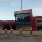 laporan lembaga FORSAL berhenti di tempat terkait Limbah Medis Puskesmas Buay nyerupa kecamatan sukau sudah di selesaikan kepada pihak polres .