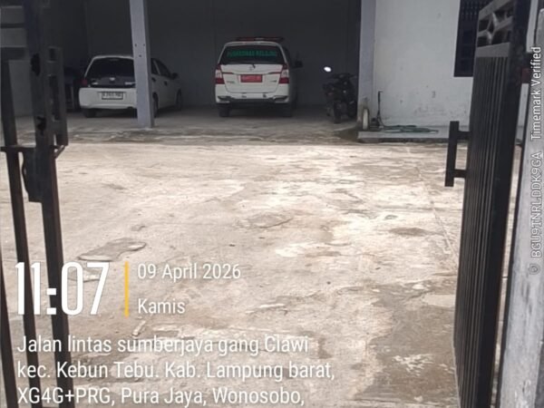 Mobil Puskesmas keliling Air hitam ,gunung terang di duga Digunakan untuk Operasional Pribadi kepala puskes.