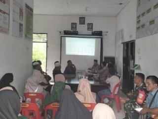 Babinsa Koramil 02/Sukakarya Hadiri Rapat Bersama Guru Pengajian di Gampong Krueng Raya