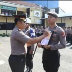 Menjaga Citra Polri Polres Tanjung Perak PTDH Anggota, Kapolres Tekankan Penegakan Integritas