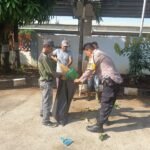 Perkuat Sinergi Kewilayahan, Polsek Bekasi Barat Gelar Aksi Bersih Lingkungan di Jakasampurna
