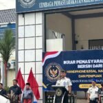 TEGASKAN KOMITMEN BERSIH DARI NARKOBA, HANDPHONE ILEGAL DAN PENIPUAN ONLINE, LAPAS LABUHAN RUKU LAKSANAKAN IKRAR PEMASYARAKATAN