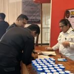 USAI IKRAR PEMASYARAKATAN, LAPAS LABUHAN RUKU GERAK CEPAT LAKUKAN PENYULUHAN BAHAYA NARKOBA DAN TES URINE BAGI PETUGAS DAN WBP