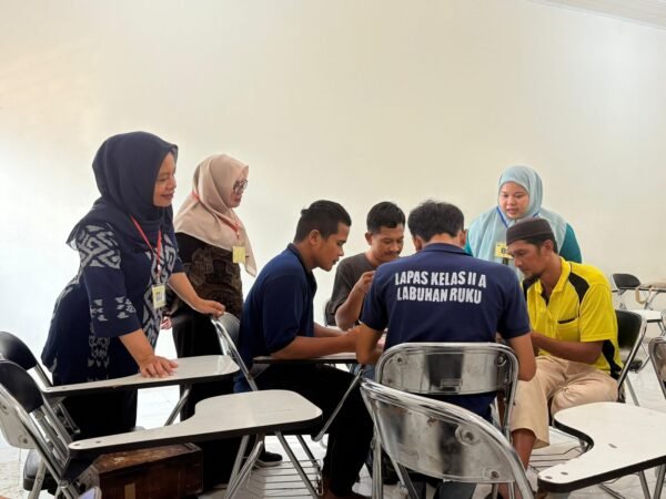 TINGKATKAN KUALITAS SDM, LAPAS LABUHAN RUKU GELAR PEMBINAAN PENDIDIKAN BERSAMA PKBM AMANAH ALWASLIYAH INDRAPURA