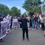 Ratusan Warga Demo Depan kantor Gubernur, Desak Copot Kadis PU Tejo Dugaan Skandal Perselingkuhan
