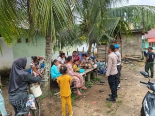 Polsek Jajaran Polres Kuansing Gelar Jumat Curhat, Pererat Silaturahmi Dan Jaga Kamtibmas Kondusif