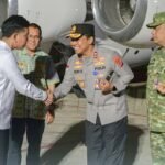 Kapolda NTT Sambut Kedatangan Wakil Presiden RI di Bandara EL Tari 