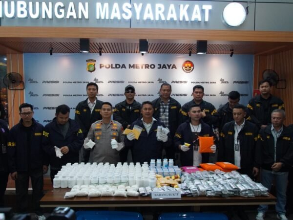 Polda Metro Jaya Bongkar Peredaran Obat Keras Ilegal di Bekasi