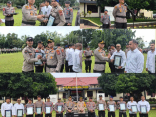 Kapolres Halmahera Utara Anugerahkan Penghargaan kepada Personel Berprestasi dan Tim Evakuasi Korban Erupsi Gunung Dukono