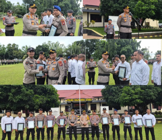 Kapolres Halmahera Utara Anugerahkan Penghargaan kepada Personel Berprestasi dan Tim Evakuasi Korban Erupsi Gunung Dukono