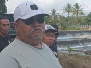 Respons Cepat Dampak Banjir di Hari Raya, Bupati Rifai Tajuddin Tinjau Pendangkalan Bendungan Selepa