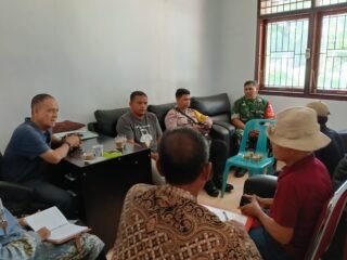 Peran Aktif Babinsa Gampong Balohan, Dukung Penyelesaian Konflik Antar Warga Secara Kekeluargaan