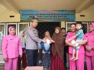 Wakapolres Kuansing Pimpin Anjangsana HUT Bhayangkara Ke-80, Perkuat Silaturahmi Dan Kepedulian Sosial