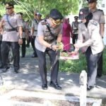 Kapolres Bulukumba Pimpin Upacara Ziarah dan Tabur Bunga di TMP Taccorong.