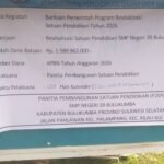SWAKELOLA SMP 39 BULUKUMBA ANGGARAN 1,589 962 000 M ABAIKAN TUKANG BURUH LOKAL*