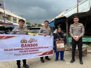 Dari Pasar Rakyat Hingga Pelosok Negeri, Sentuhan Kepedulian Polda Riau Hadir Di Hari Bhayangkara Ke-80