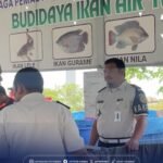 Lapas Narkotika Kelas IIB Rumbai Tebar 2.000 Benih Lele, Wujudkan Pembinaan Kemandirian Dan Dukung Program Ketahanan Pangan