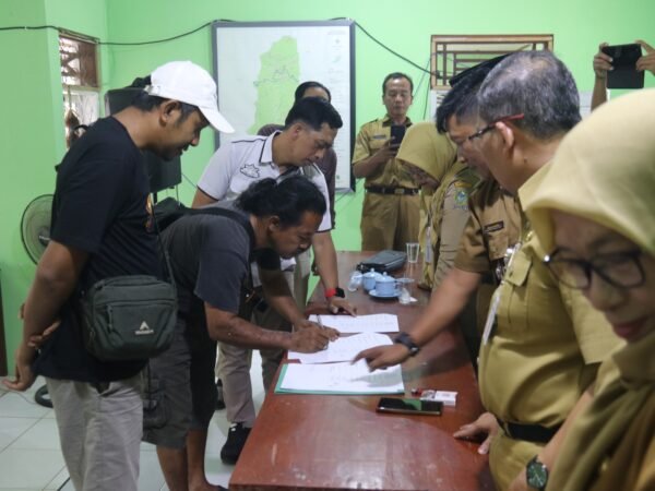 Pemkab Banjarnegara Mediasi Warga dan Pengusaha Pasir Putih Kali Sapi, Hasilkan 5 Poin Kesepakatan*