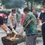 Pengabdian yang tulus selalu meninggalkan jejak. Kapolres Aceh Tenggara Pimpin Pemusnahan 161,9 Kilogram Ganja