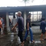Warga desa batu Mbulan  12 KK kehilangan Tempat Tinggal Akibat dilalap Sijago Merah